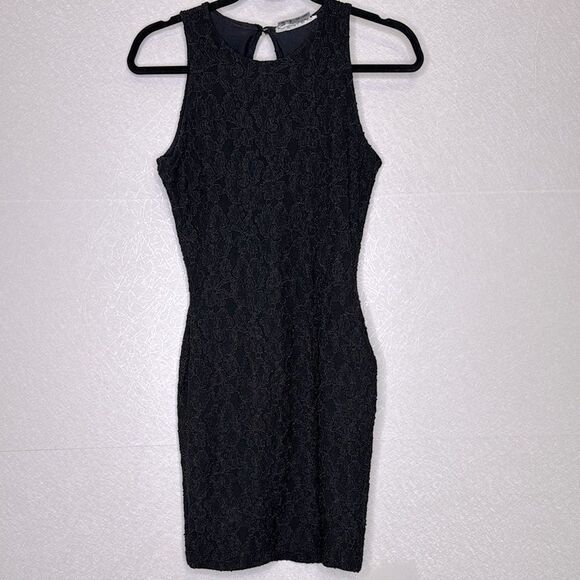 Pianoforte di MaxMara Vintage Embroidered Bodycon Dress 40 - Picture 1 of 8